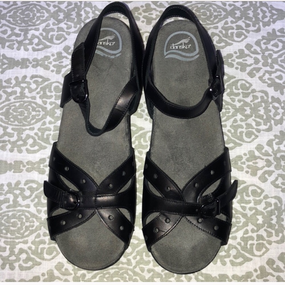 Dansko open toe clogs NWOB